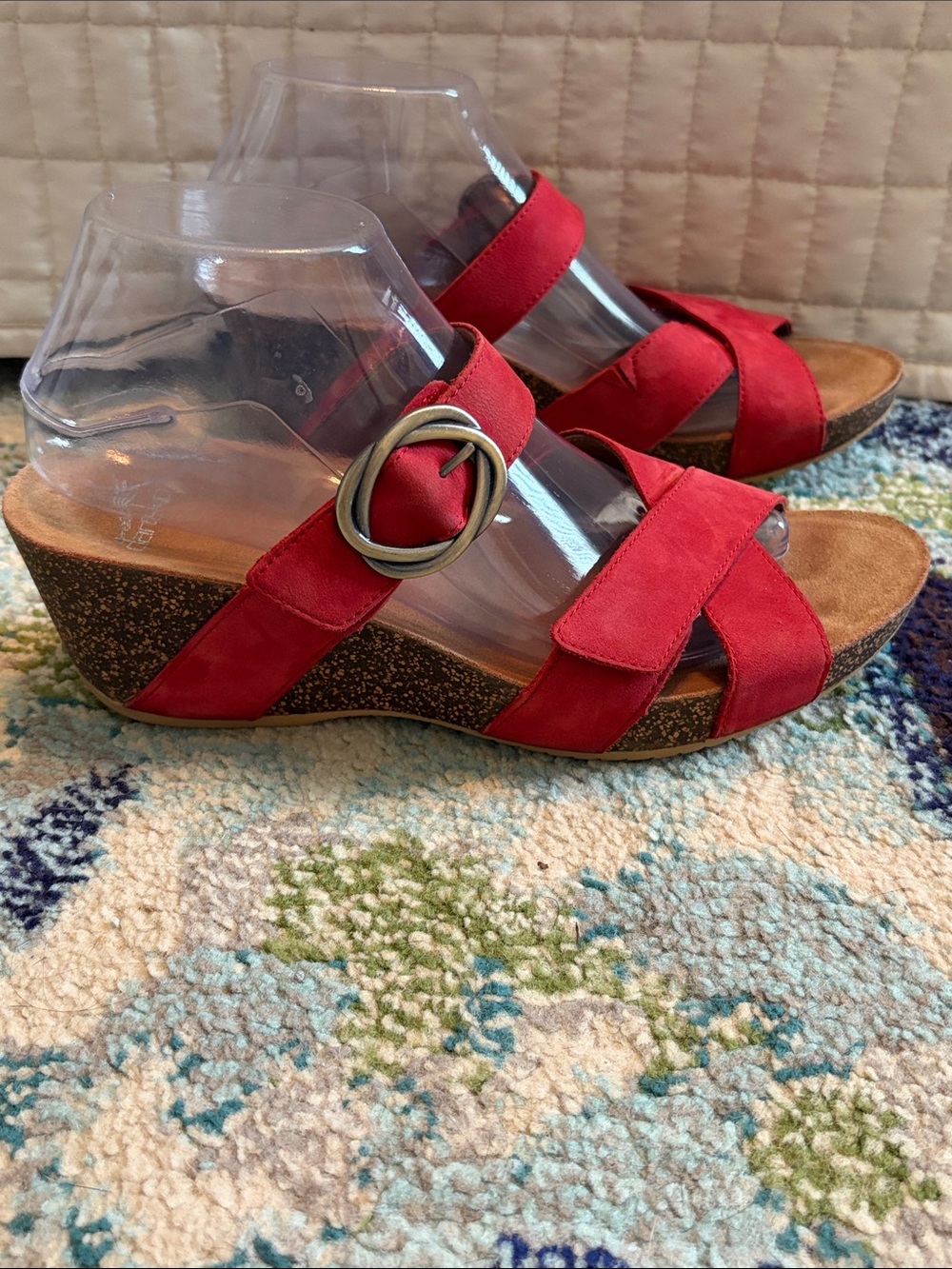 Dansko Size 40 Women’s wedge sandal